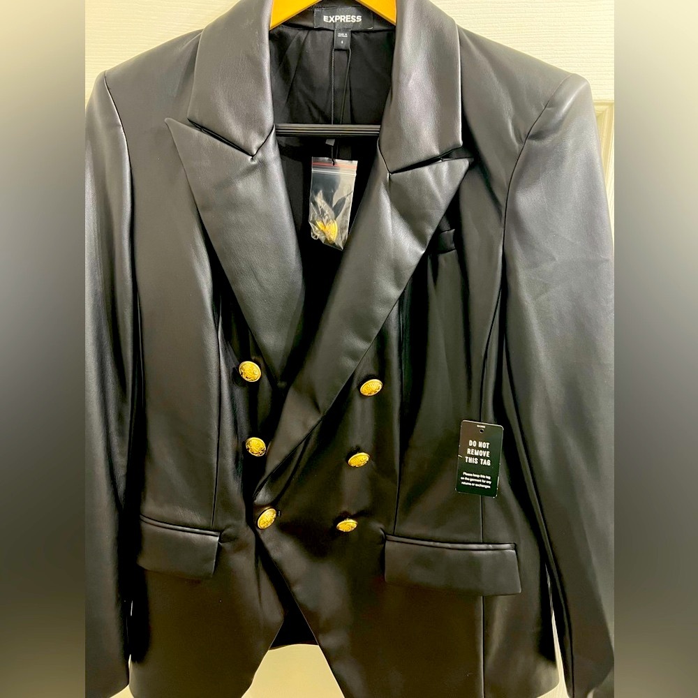 EXPRESS Faux Leather Blazer with built in shoulder pads NWT. Size Small.